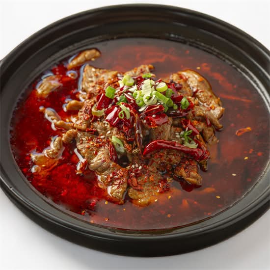 水煮牛肉片 Sliced Beef in Hot Chili Soup